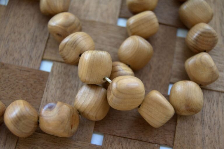 Discover The Benefits: Benefits Of Wooden Meditation Bracelets